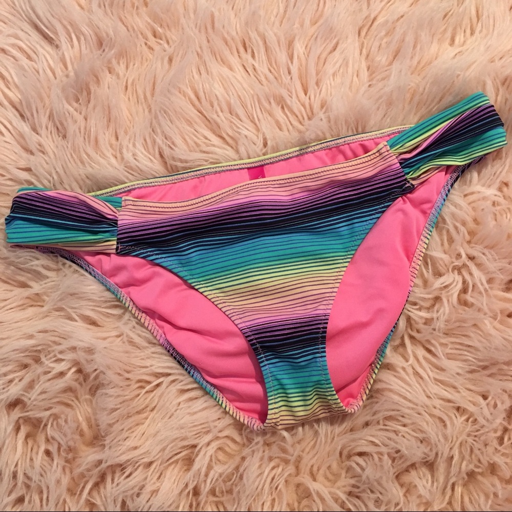 Victoria’s Secret Bikini Bottom Size M